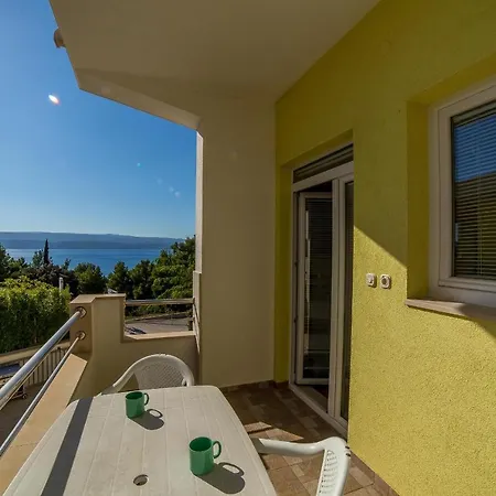 Emil 3442 Gostinjska kuća 3*