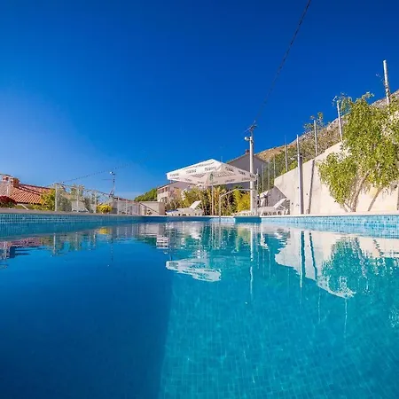 Emil 3442 Gostinjska kuća