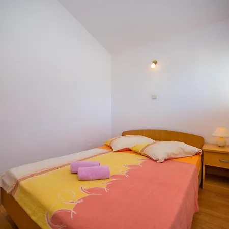 Gostinjska kuća Emil 3442 3*