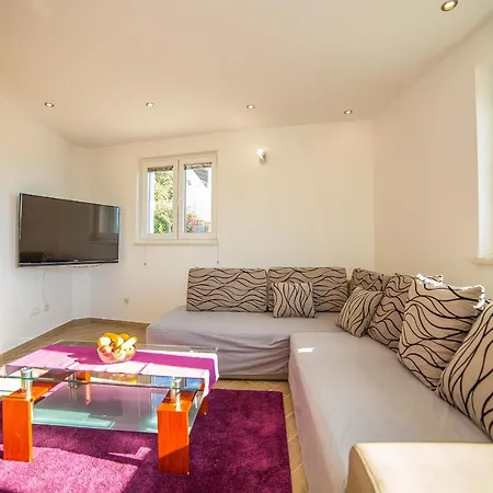 Emil 3442 Lokva Rogoznica