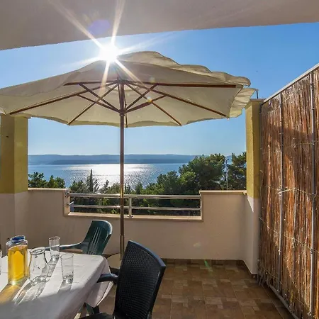 Emil 3442 Gostinjska kuća Lokva Rogoznica