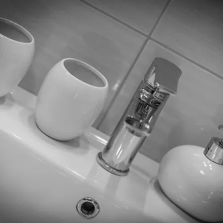 Emil 3442 Gostinjska kuća 3*